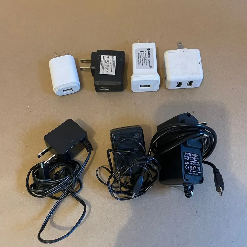Lot of 7 Assorted Used AC Power Adapters Travel Wall Chargers with 3 Micro USB
